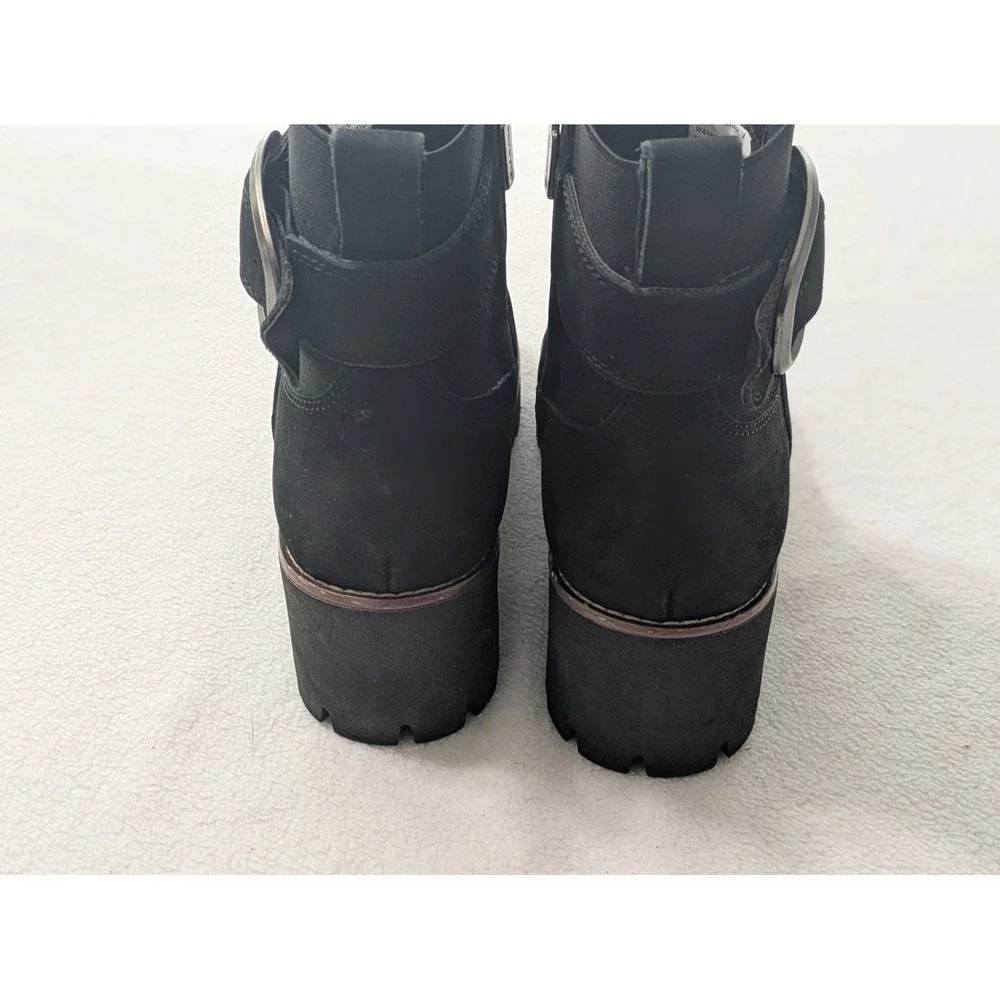 Blondo black suede